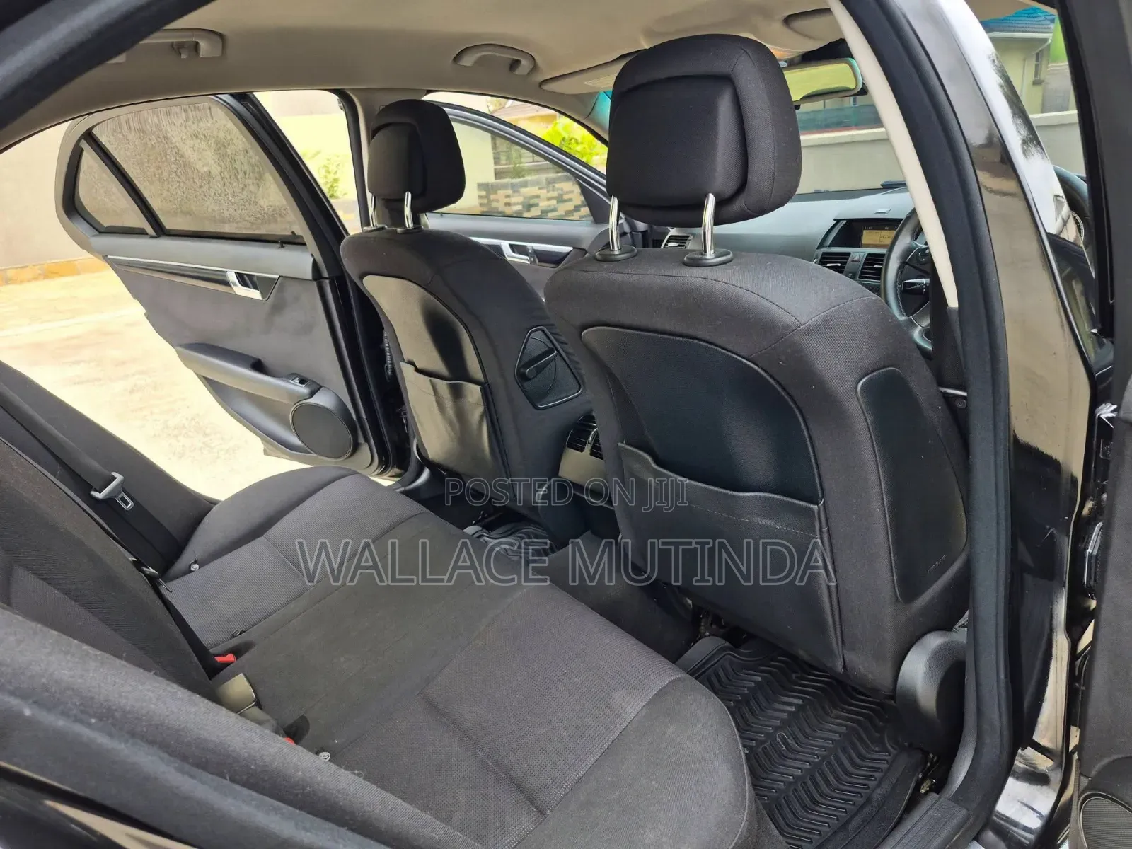 Mercedes-Benz C180 2011 Black