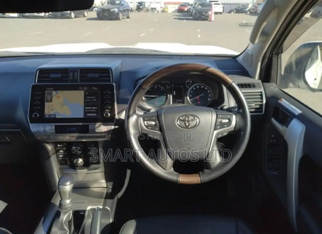 Toyota Land Cruiser Prado 2.8 2020 Pearl