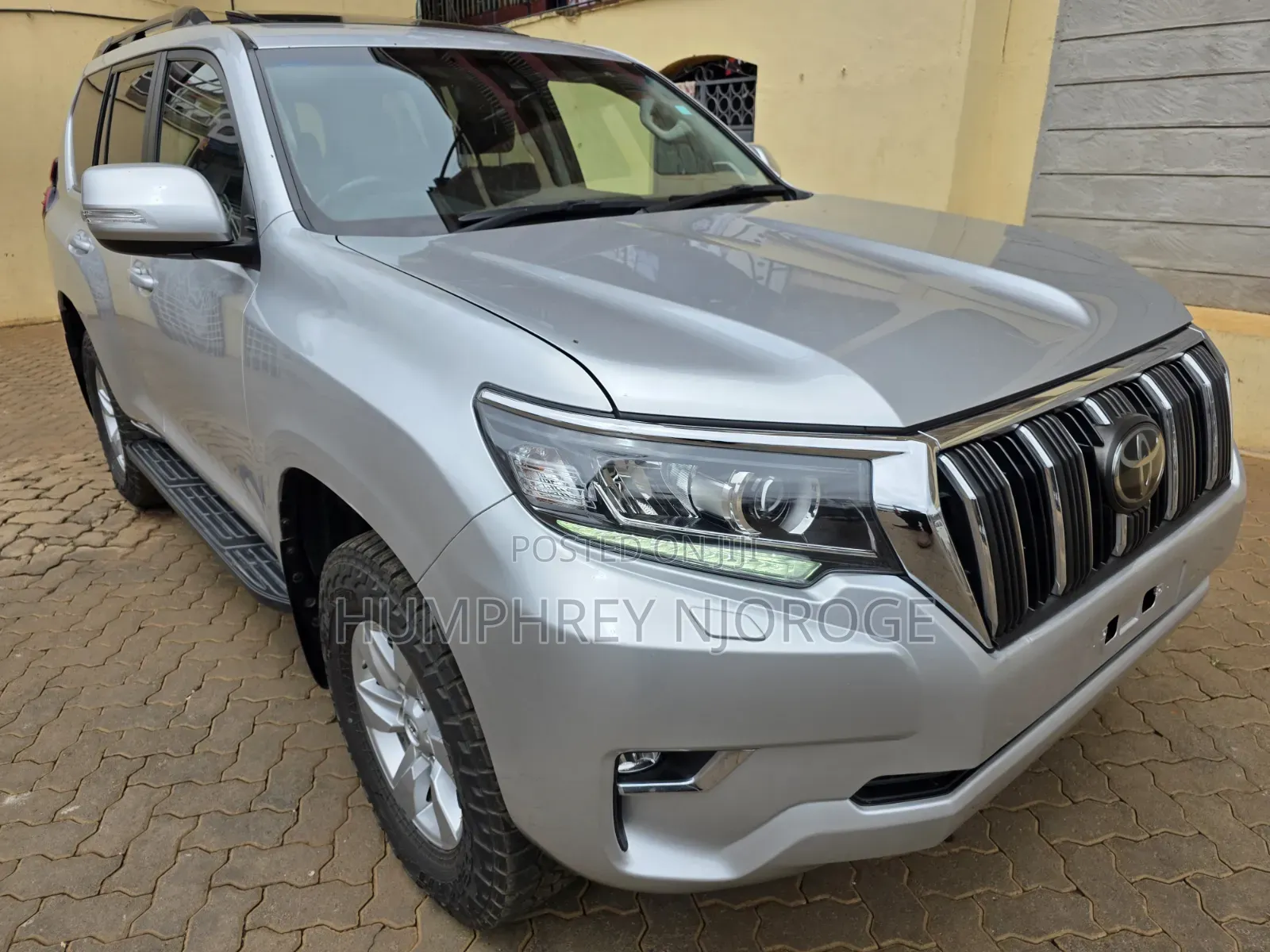 Toyota Land Cruiser Prado 2021 Silver