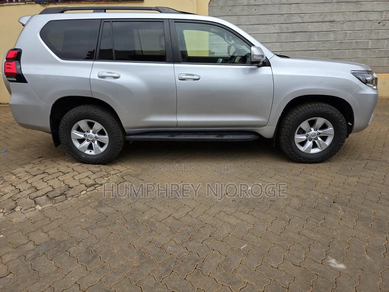 Toyota Land Cruiser Prado 2021 Silver
