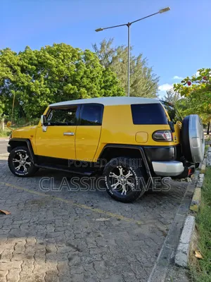 Toyota FJ Cruiser 2014