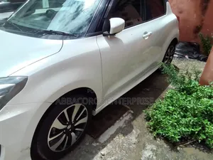 Suzuki Swift 2019 White