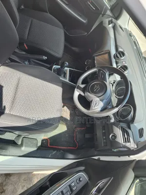 Suzuki Swift 2019 White