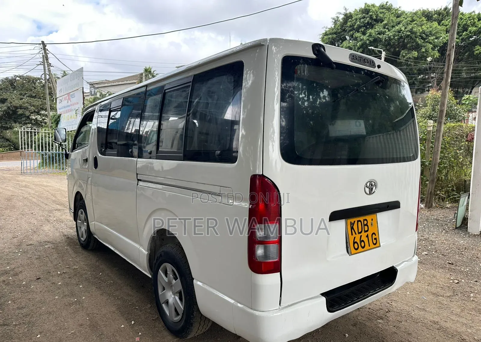 Toyota HiAce 2014 White
