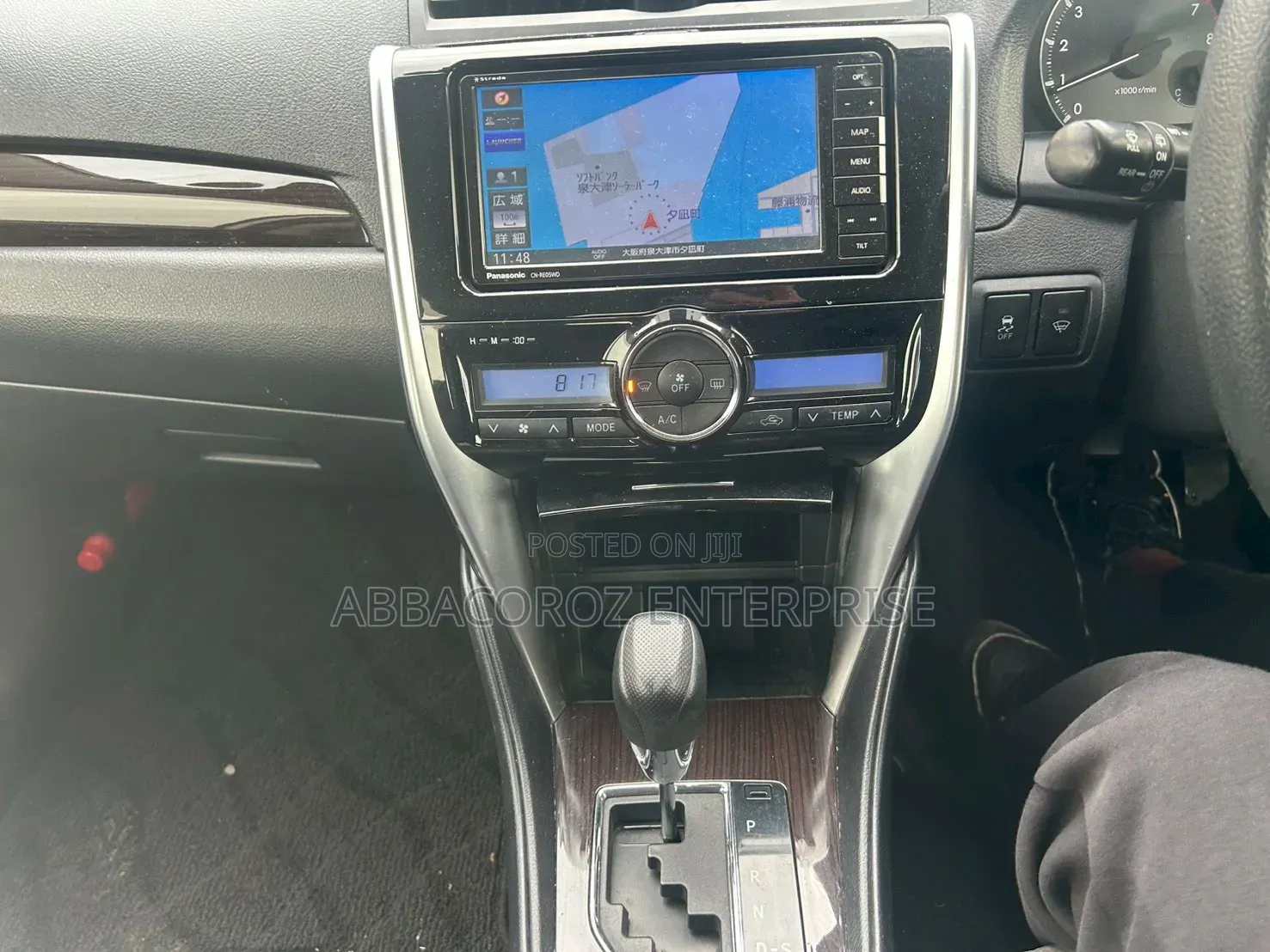 Toyota Premio 2019 Silver