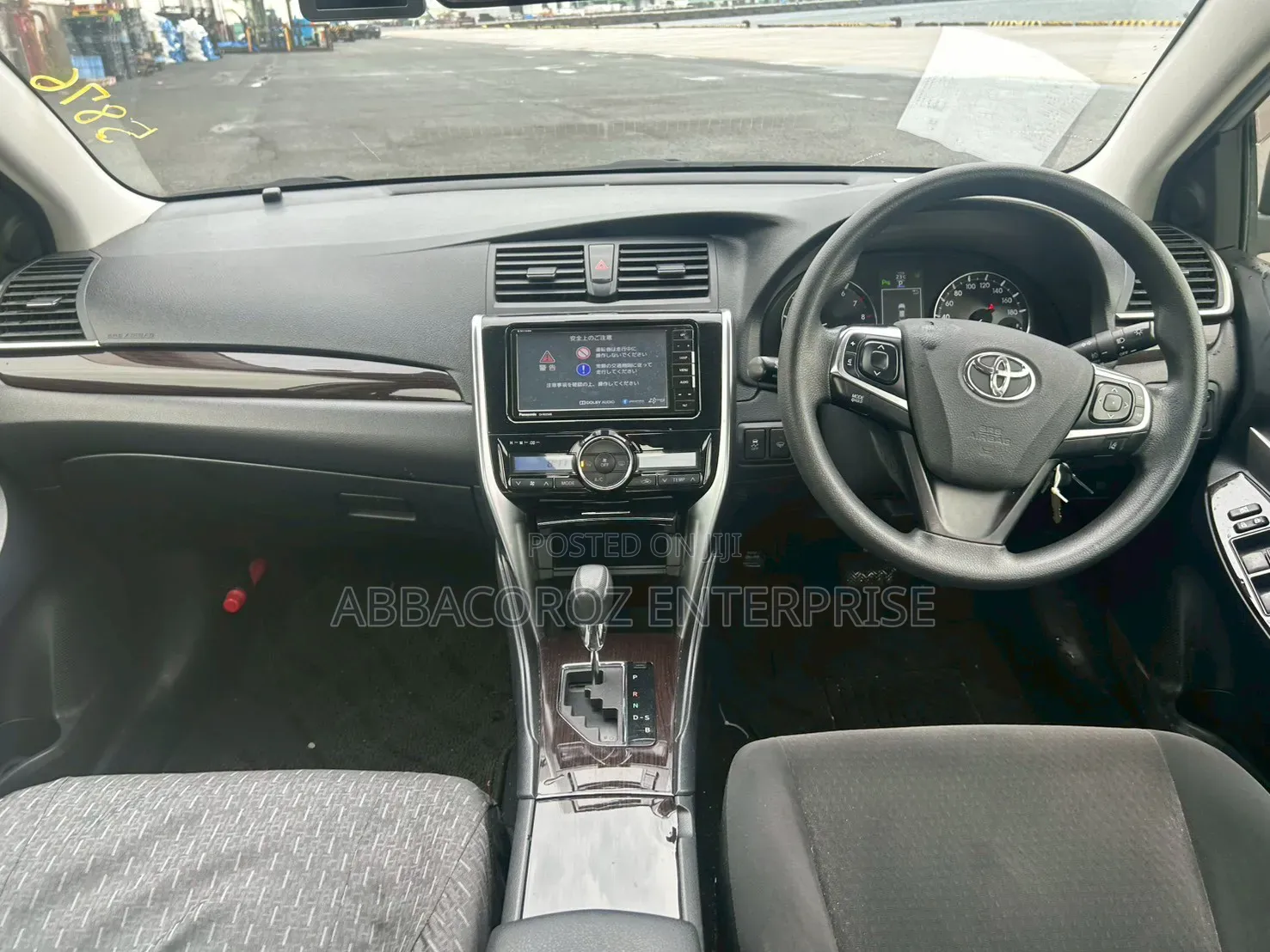 Toyota Premio 2019 Silver