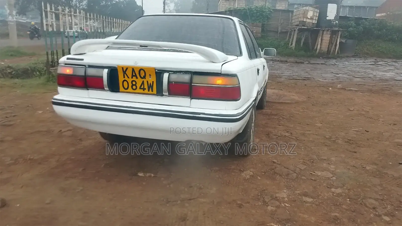 Toyota Corolla 1998 White