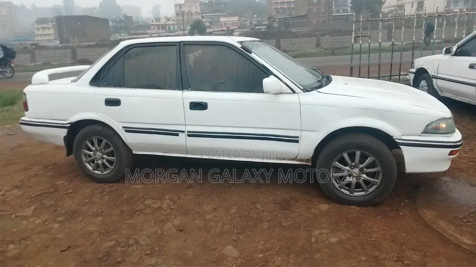 Toyota Corolla 1998 White