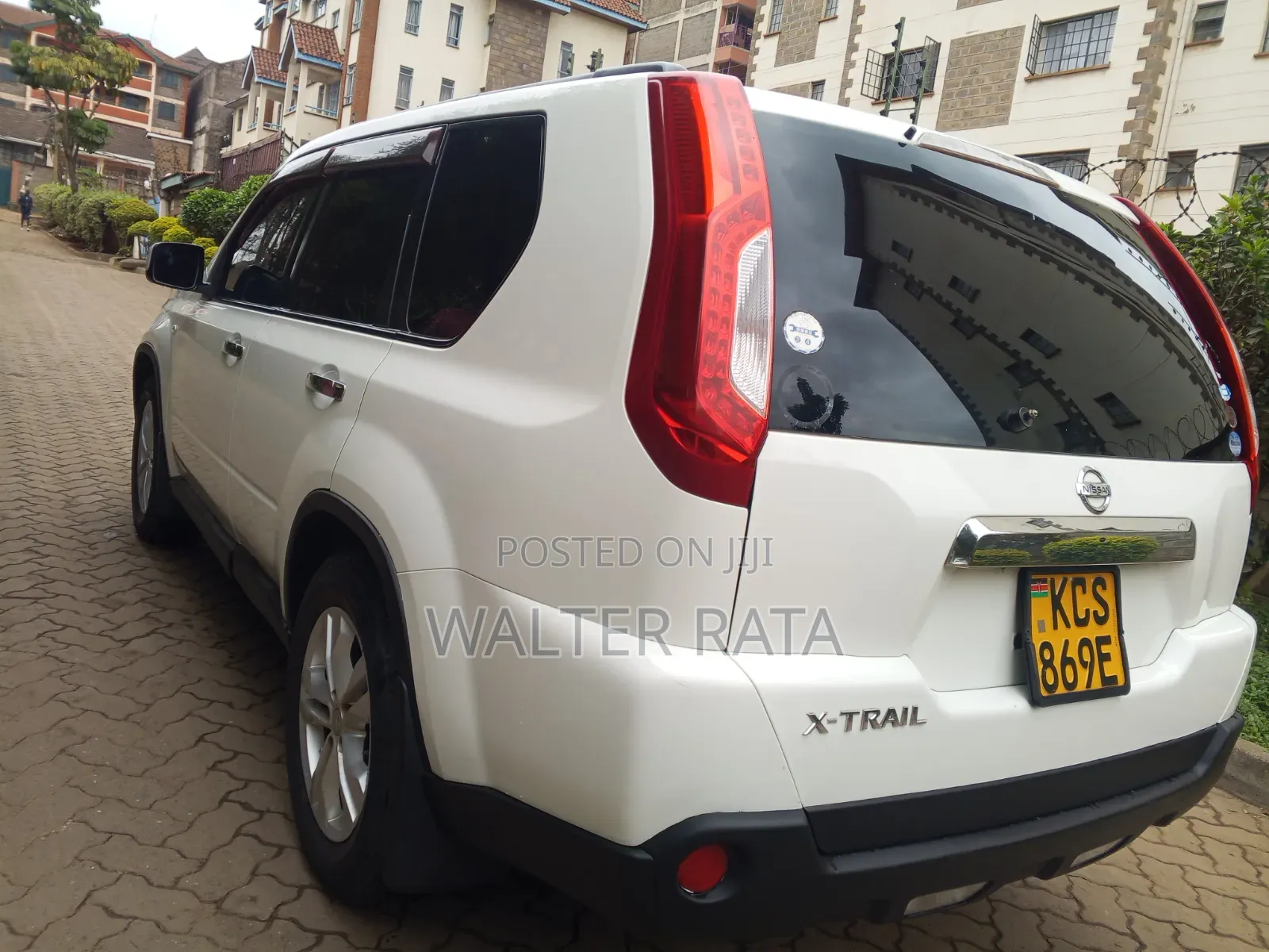 Nissan X-Trail 2011 White