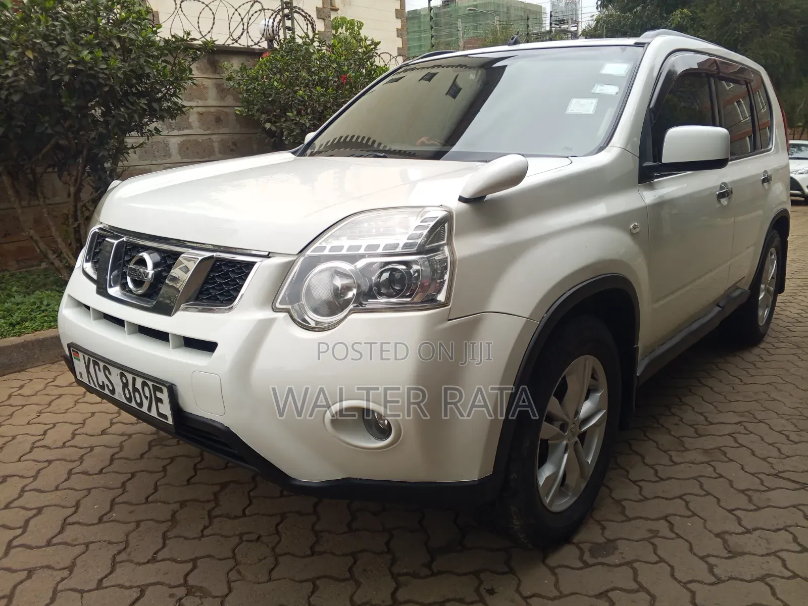 Nissan X-Trail 2011 White