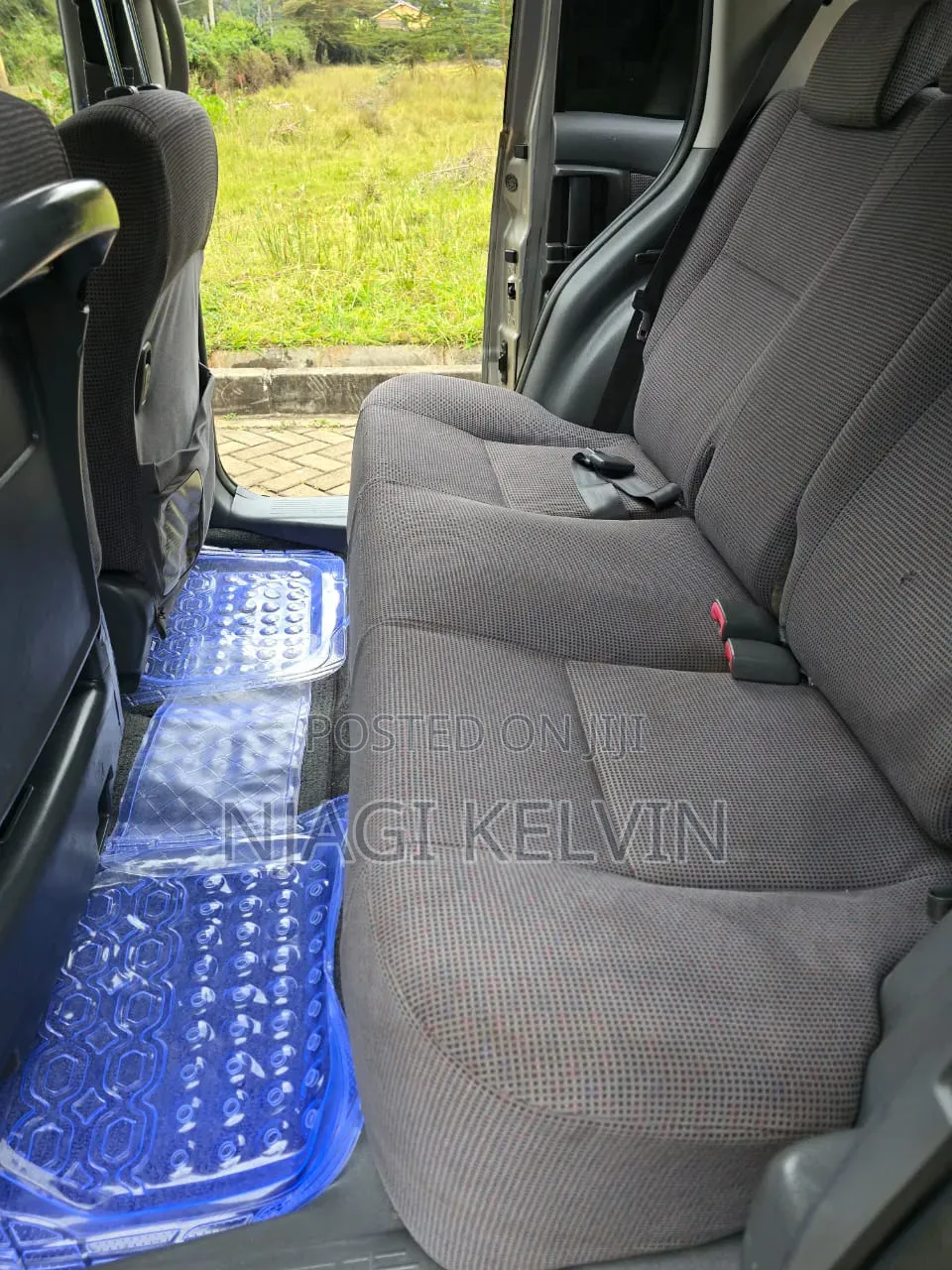 Toyota Raum 2005 Gold