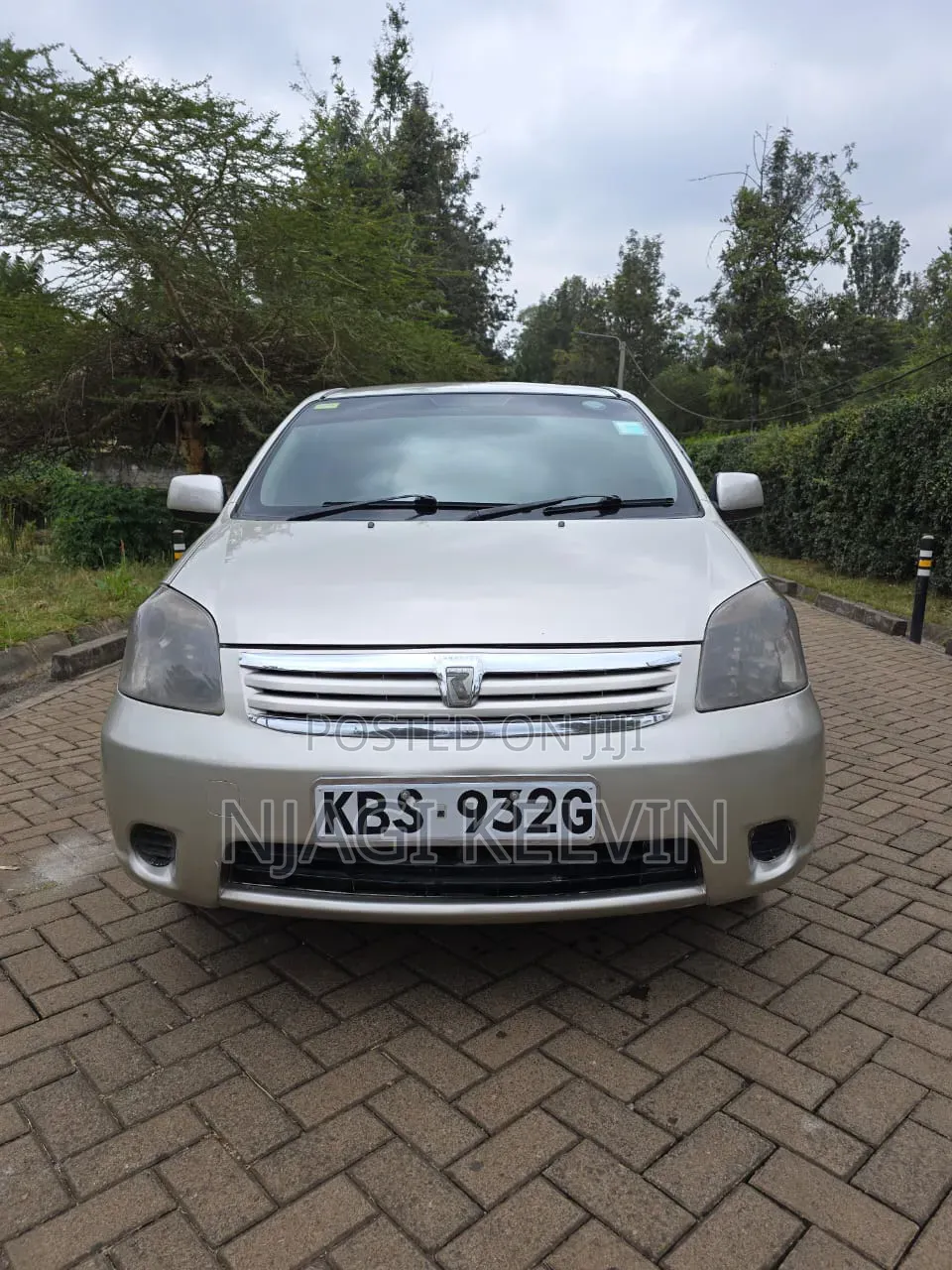 Toyota Raum 2005 Gold