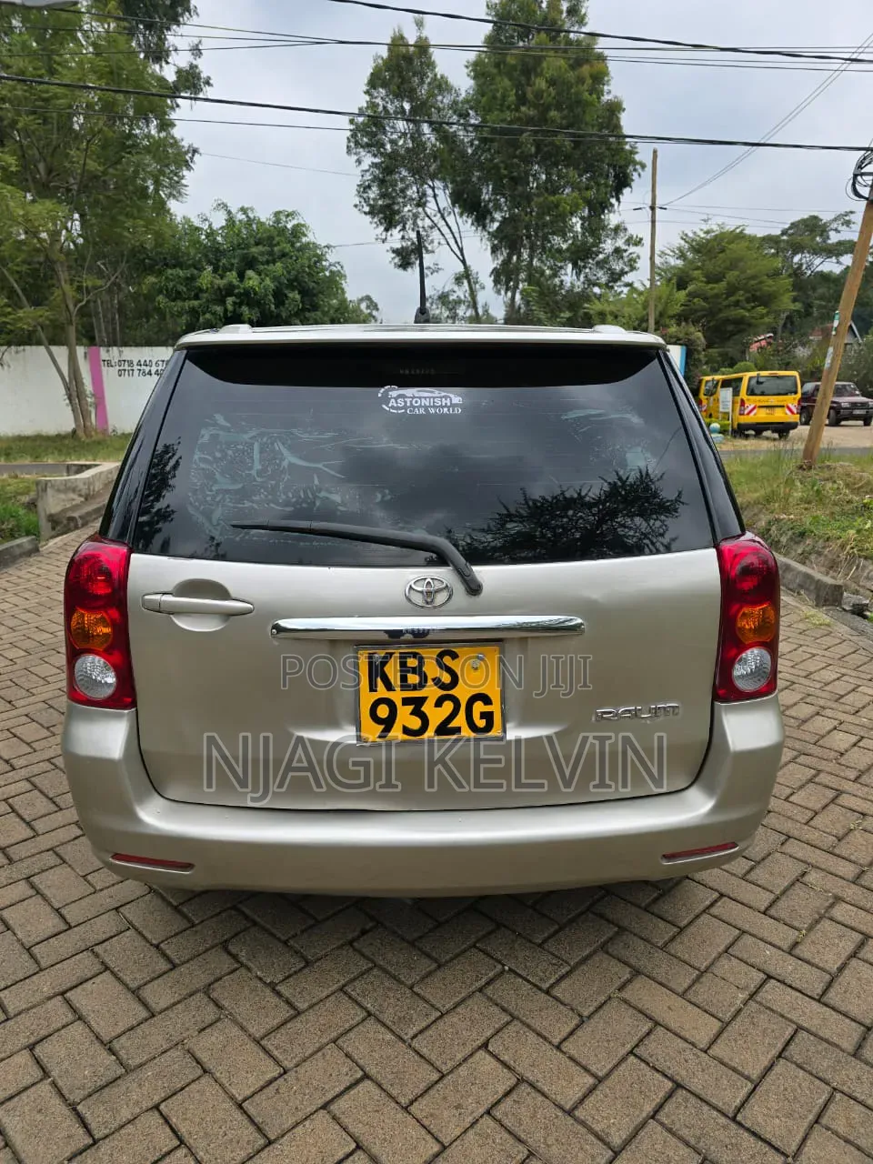 Toyota Raum 2005 Gold