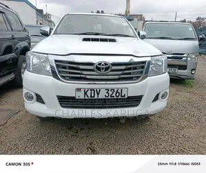 Toyota Hilux 2015 White