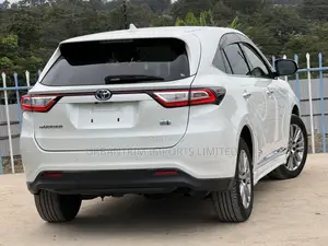 Toyota Harrier 2.5 Hybrid 4WD 2019 White
