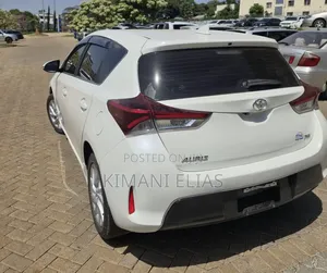 Toyota Auris 2015 White