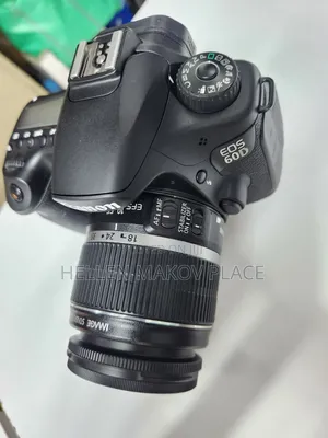 Canon Eos 60d With 18-55mm Kit Lens
