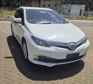 Toyota Auris 2015 White
