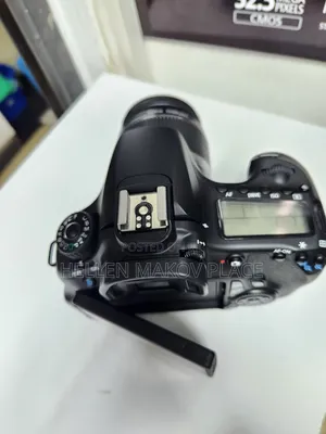 Canon Eos 60d With 18-55mm Kit Lens
