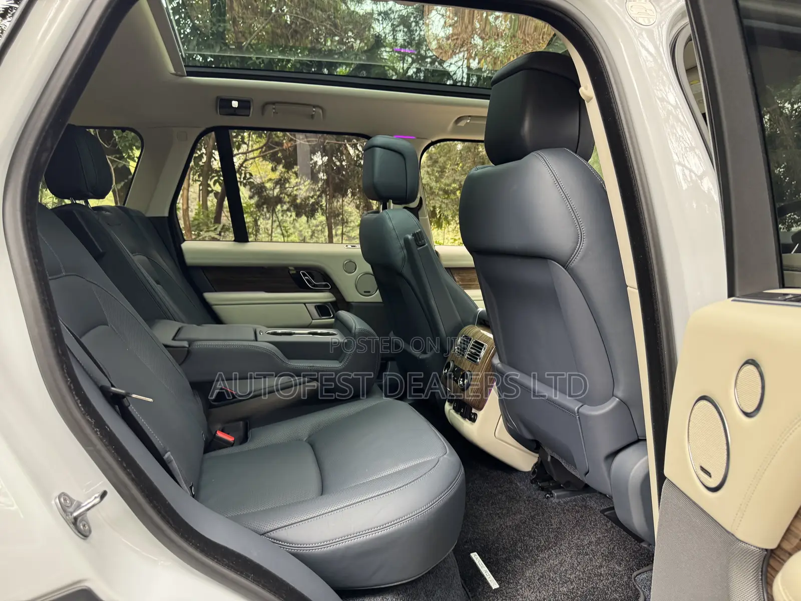 Land Rover Range Rover Vogue 2019 White
