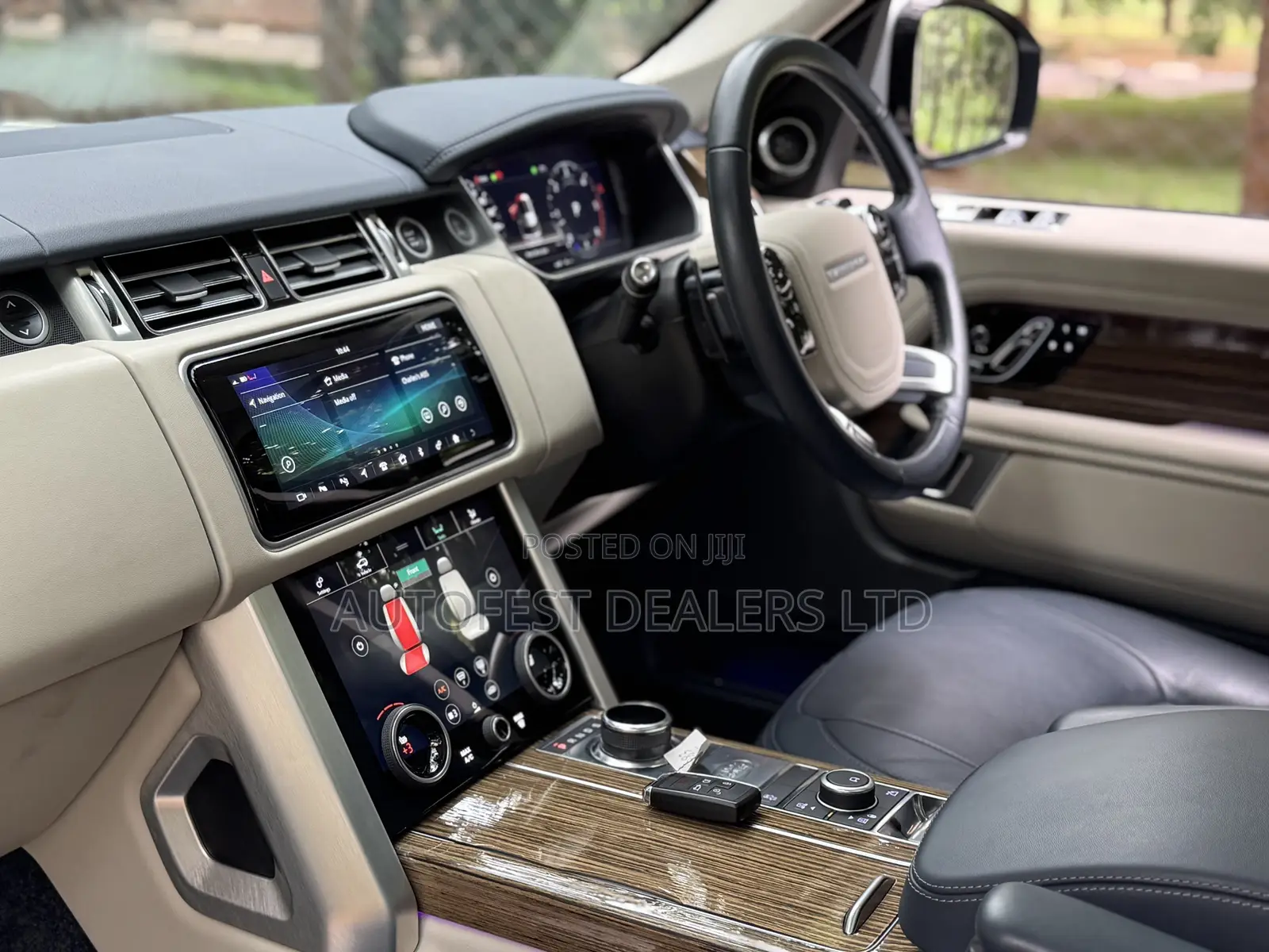 Land Rover Range Rover Vogue 2019 White