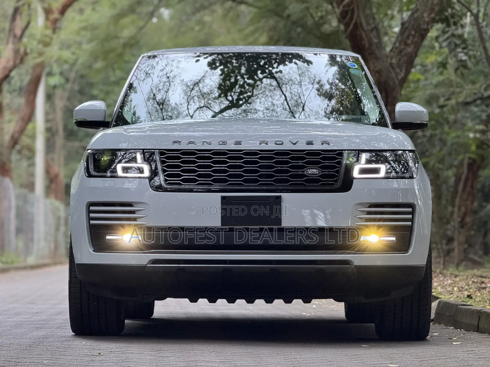 Land Rover Range Rover Vogue 2019 White