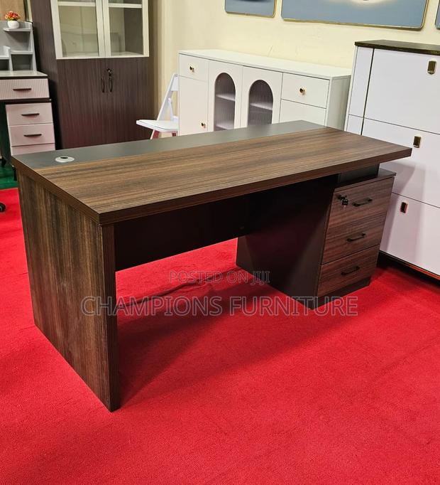 1.2m Office Desk - thumbnail 2