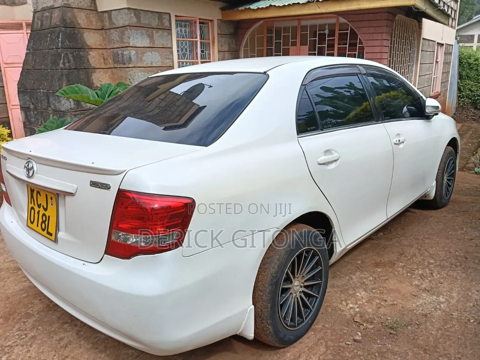 Toyota Axio 2010 White