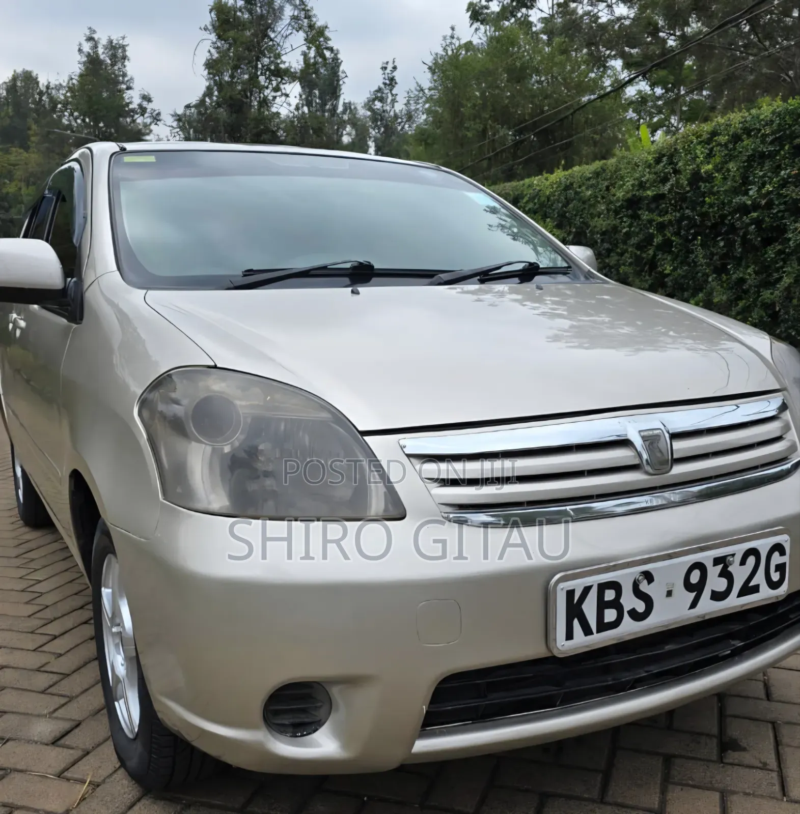 Toyota Raum 2005 Silver