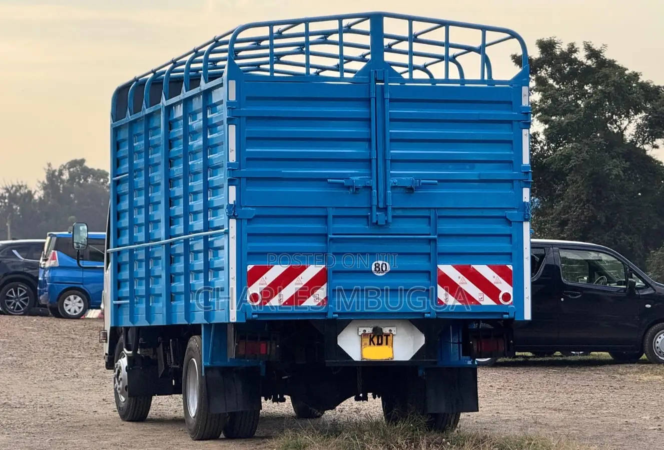 Isuzu NQR Truck Open Body