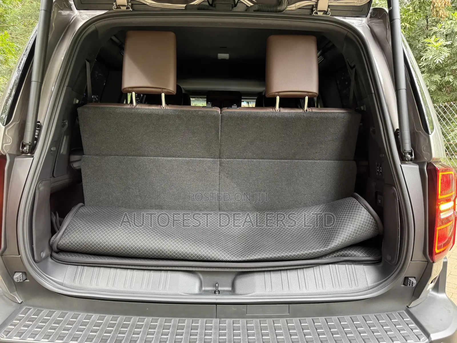 Toyota Land Cruiser Prado 2.8 2024 Brown