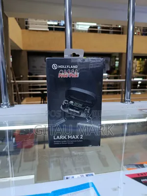 Hollyland Lark Max Combo 4 Person Wireless Microphones