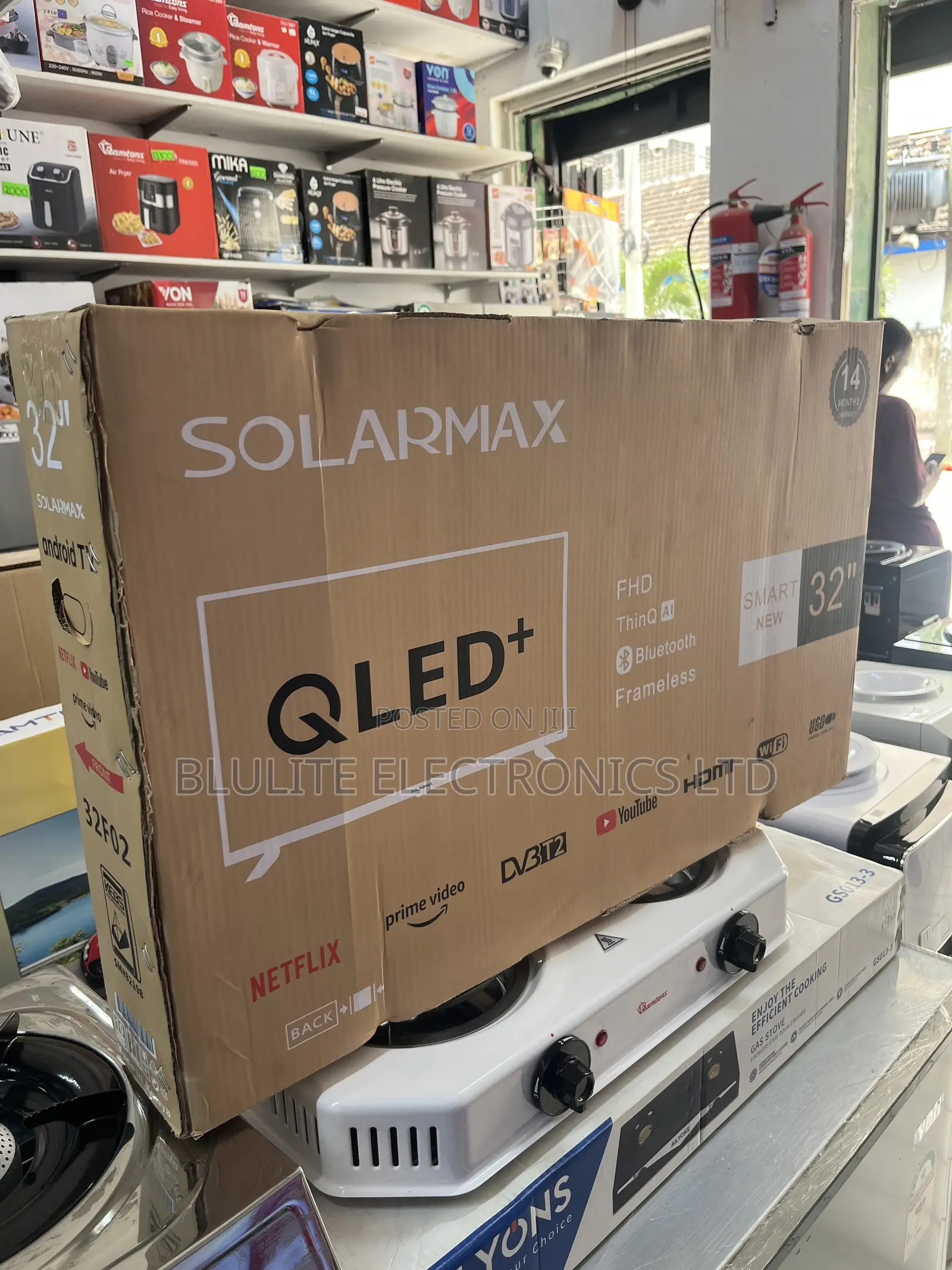 Solarmax 32” Smart Tv