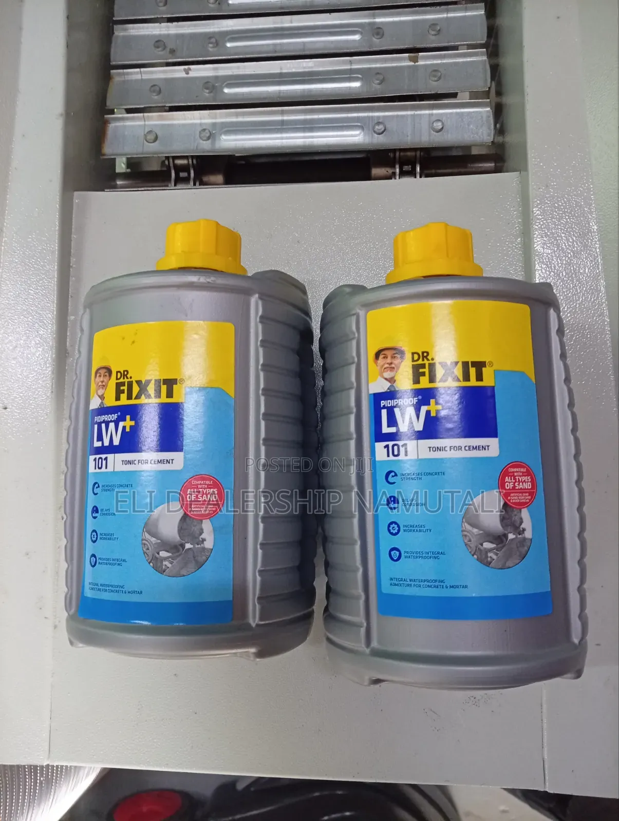 Dr. Fixit Waterproofing Liquid for Roofs, Walls Foundations