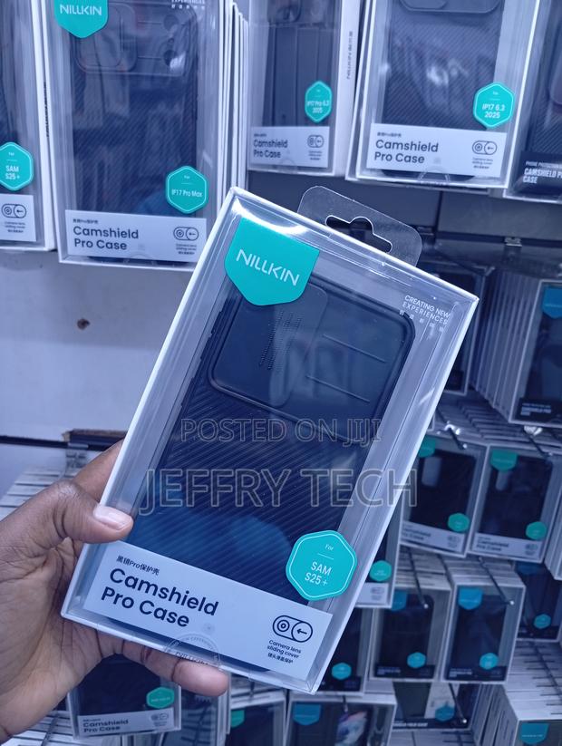 Samsung S25+ Sliding Privacy Cover - thumbnail 2