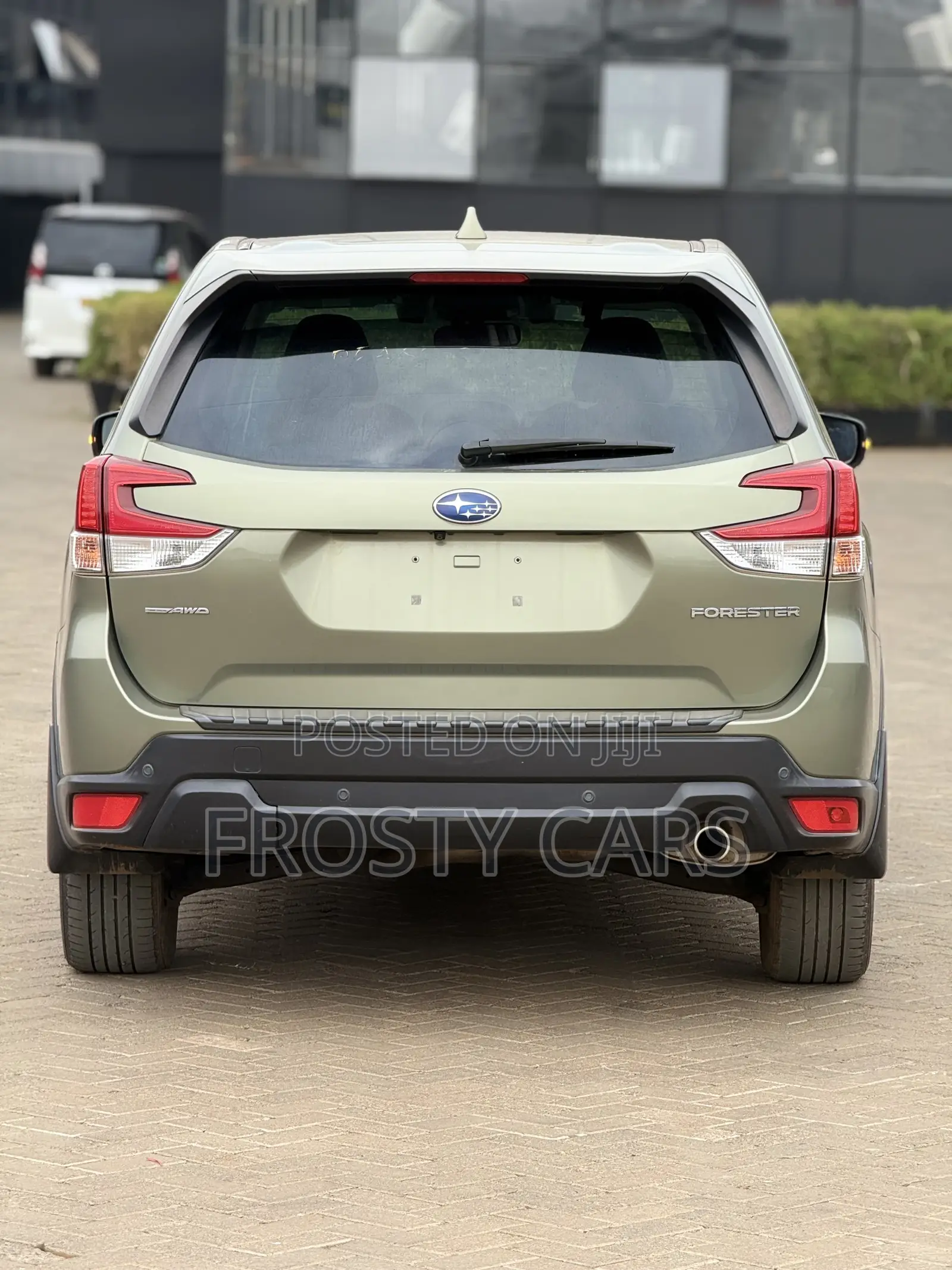 Subaru Forester Premium AWD 2019 Green
