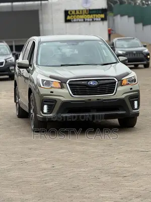 Subaru Forester Premium AWD 2019 Green