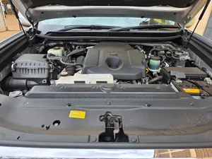Toyota Land Cruiser Prado 3.0 190hp 2018 Silver