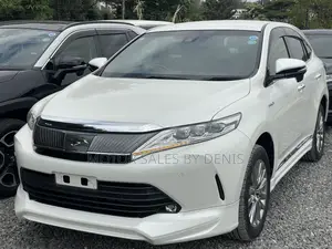 Toyota Harrier 2.5 Hybrid 4WD 2019 White