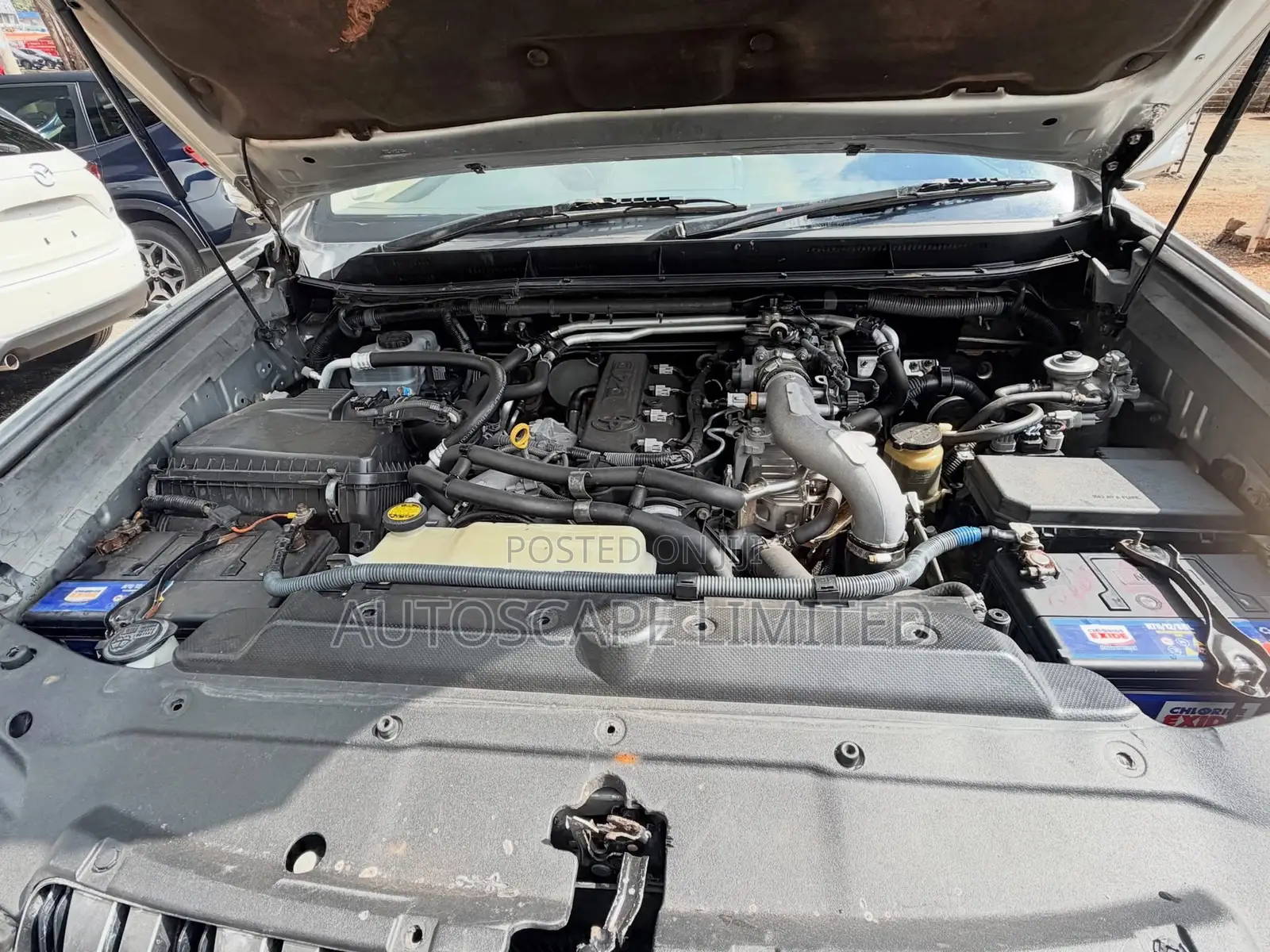 Toyota Land Cruiser Prado 2010 Silver