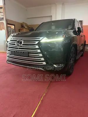 Lexus LX 2022 Black