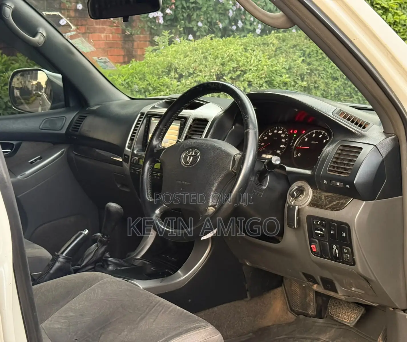 Toyota Land Cruiser Prado 2007 White