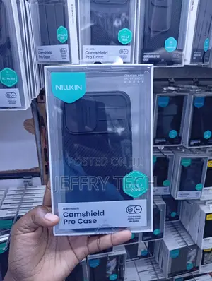 iPhone 17 Built-in Sliding Camera Cover