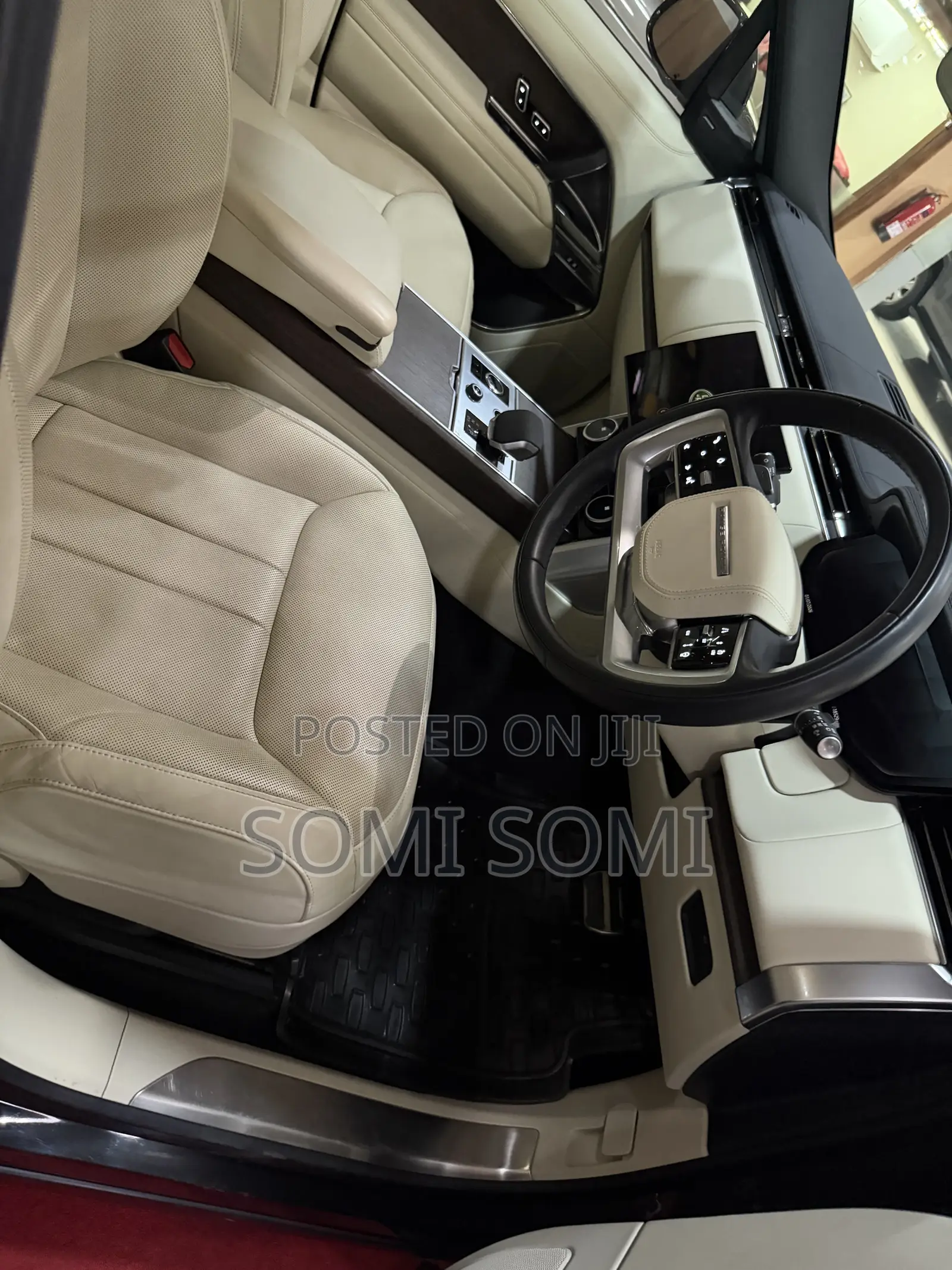 Land Rover Range Rover Vogue 2022 Green