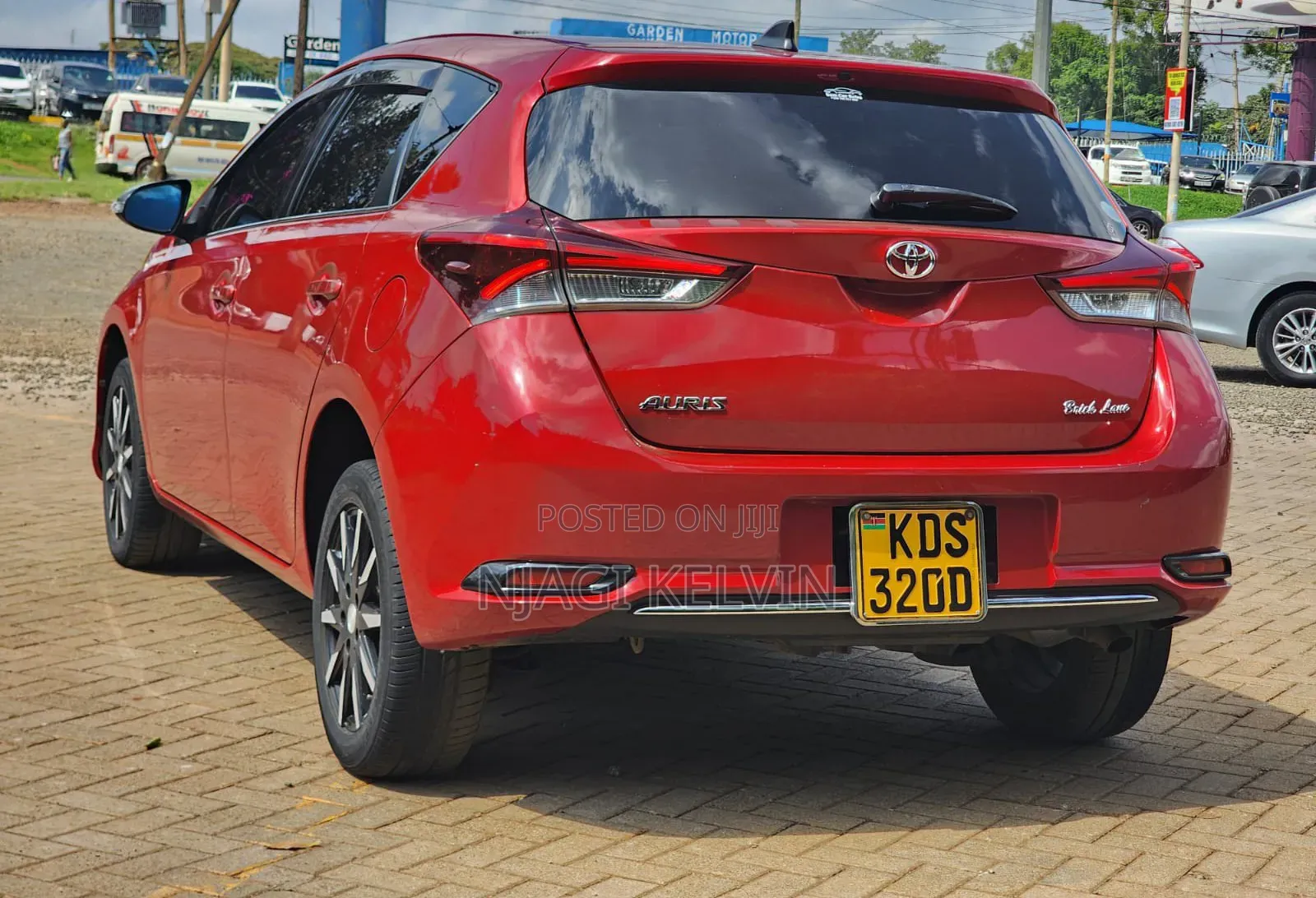 Toyota Auris 2017 Red