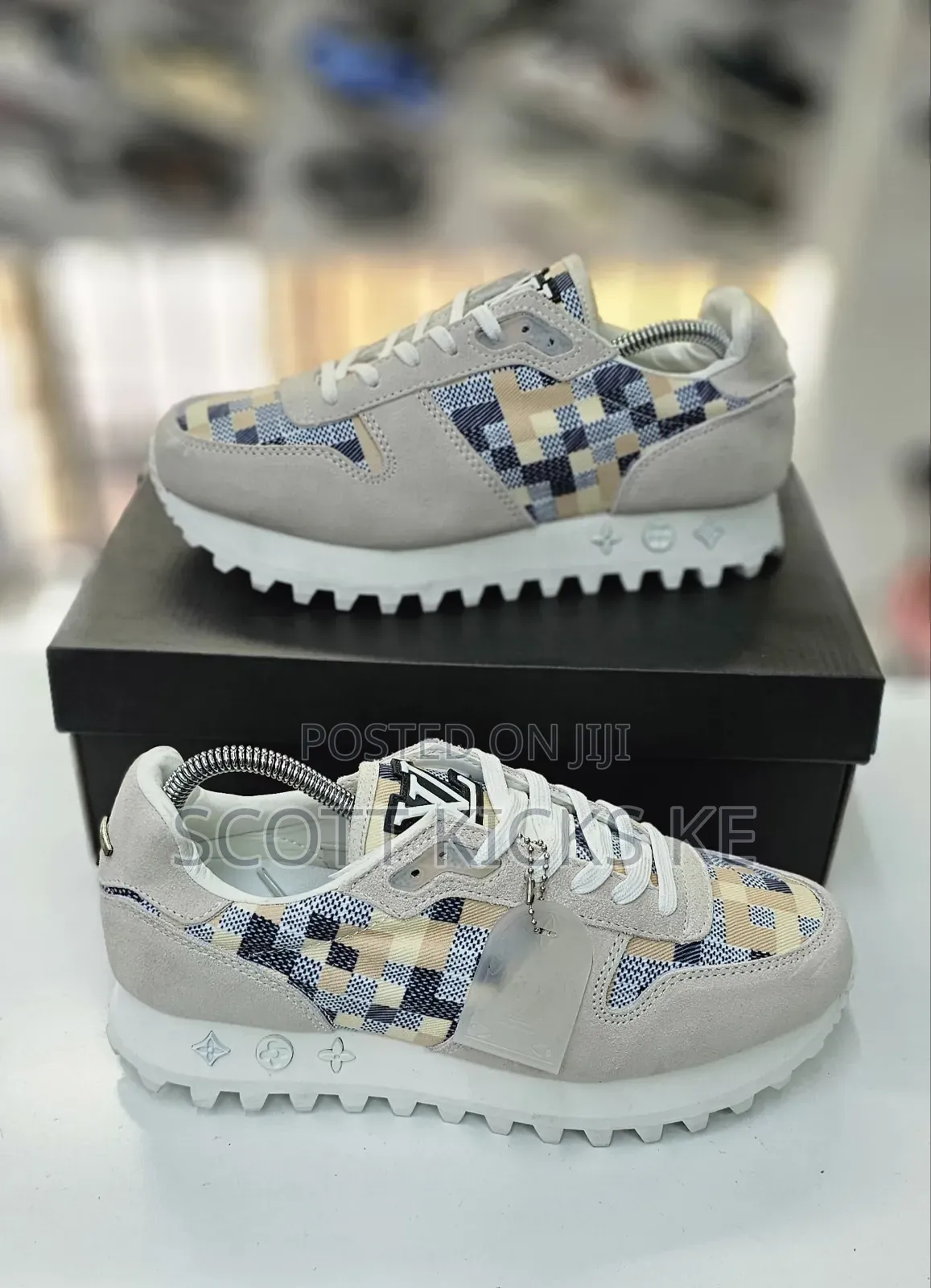 Louis Vuitton Run 55 Sneakers