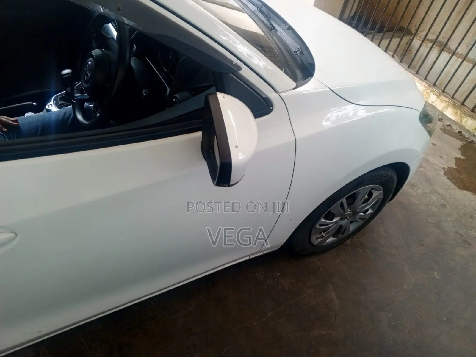 Mazda Demio 2018 White