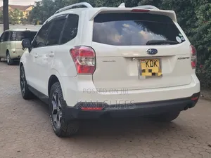 Subaru Forester 2016 White