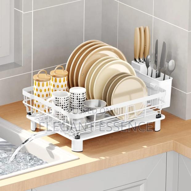 Minimalist Dish Drying Rack With a Durable White-Coated Metal Frame - thumbnail 2