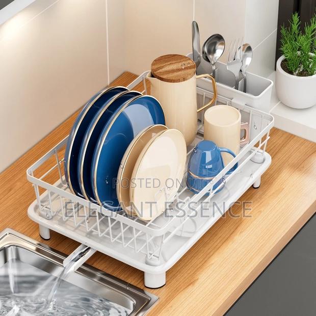 Minimalist Dish Drying Rack With a Durable White-Coated Metal Frame - thumbnail 4